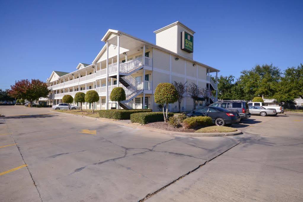 Intown Suites Extended Stay Houston Tx - Westchase Экстерьер фото